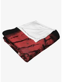Bedroom A Nightmare On Elm Street Freddy's Claw Throw Blanket -Boxlunch Shop 19293069 av3