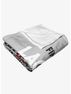 Bedroom Star Wars Disturbed Xmas Throw Blanket -Boxlunch Shop 19293651 av3