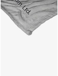 Bedroom Star Wars Disturbed Xmas Throw Blanket -Boxlunch Shop 19293651 av4